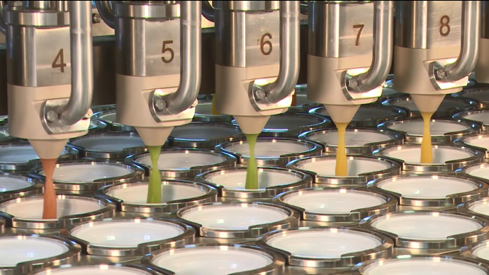 LINEA乳液灌装 – 预制杯灌装机器 – 产能可达40000杯/小时
